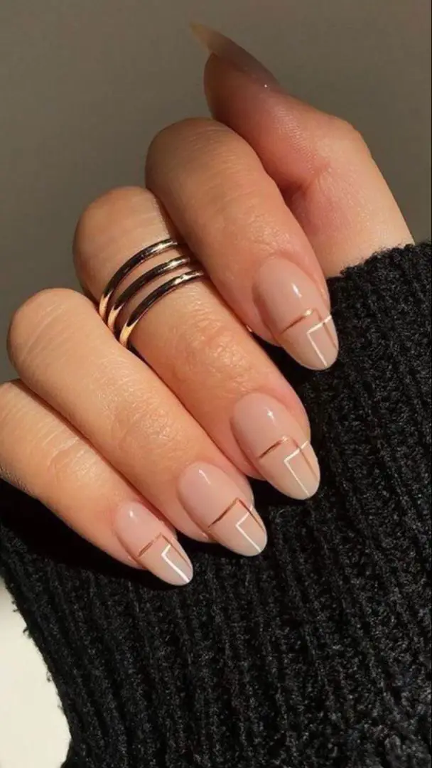 Dive into Summer 2023 with Neutral Nail Trends: Explore Classy and Simple Designs