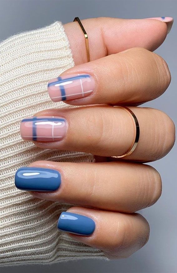 Discover Summer 2023 Acrylic Nails Trends: From Short Square Designs to Bright Color Inspirations