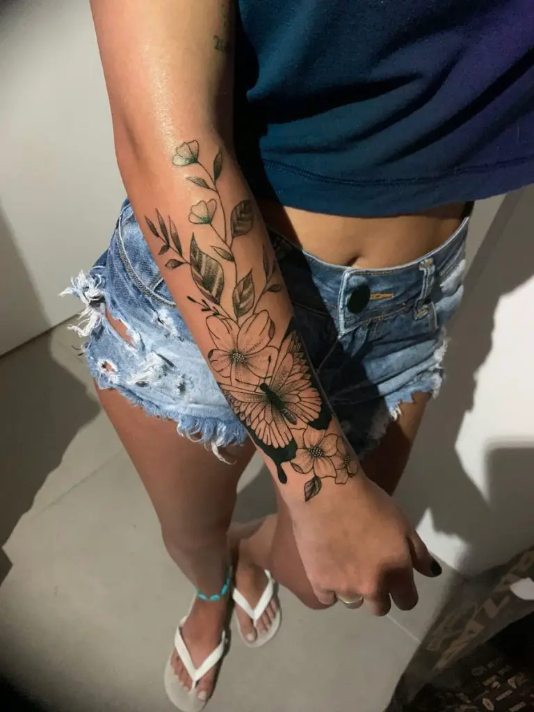 Summer Women Tattoo 26 Ideas
