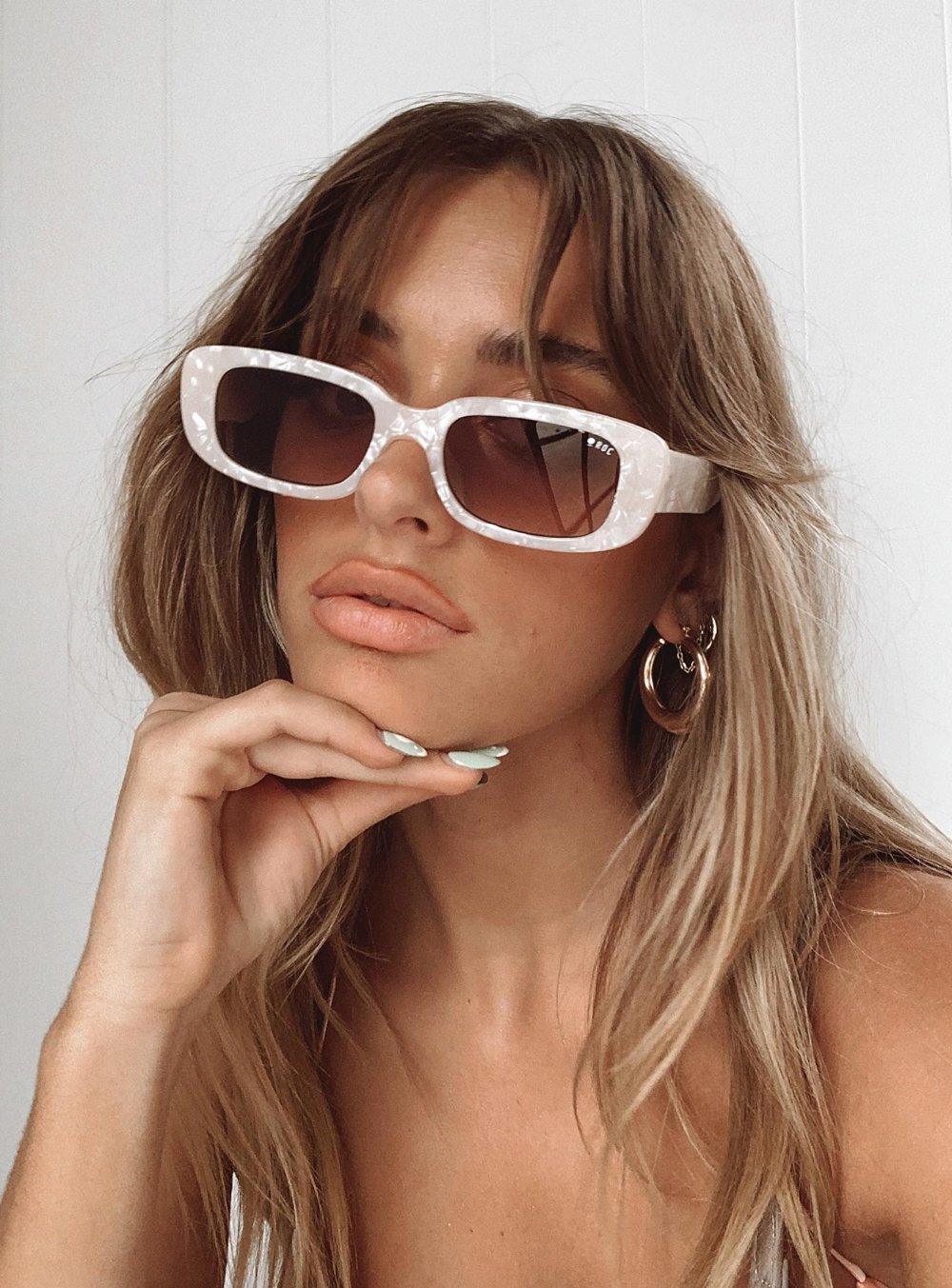 Stay Cool and Stylish This Summer with the Latest Glasses Trends of 2023