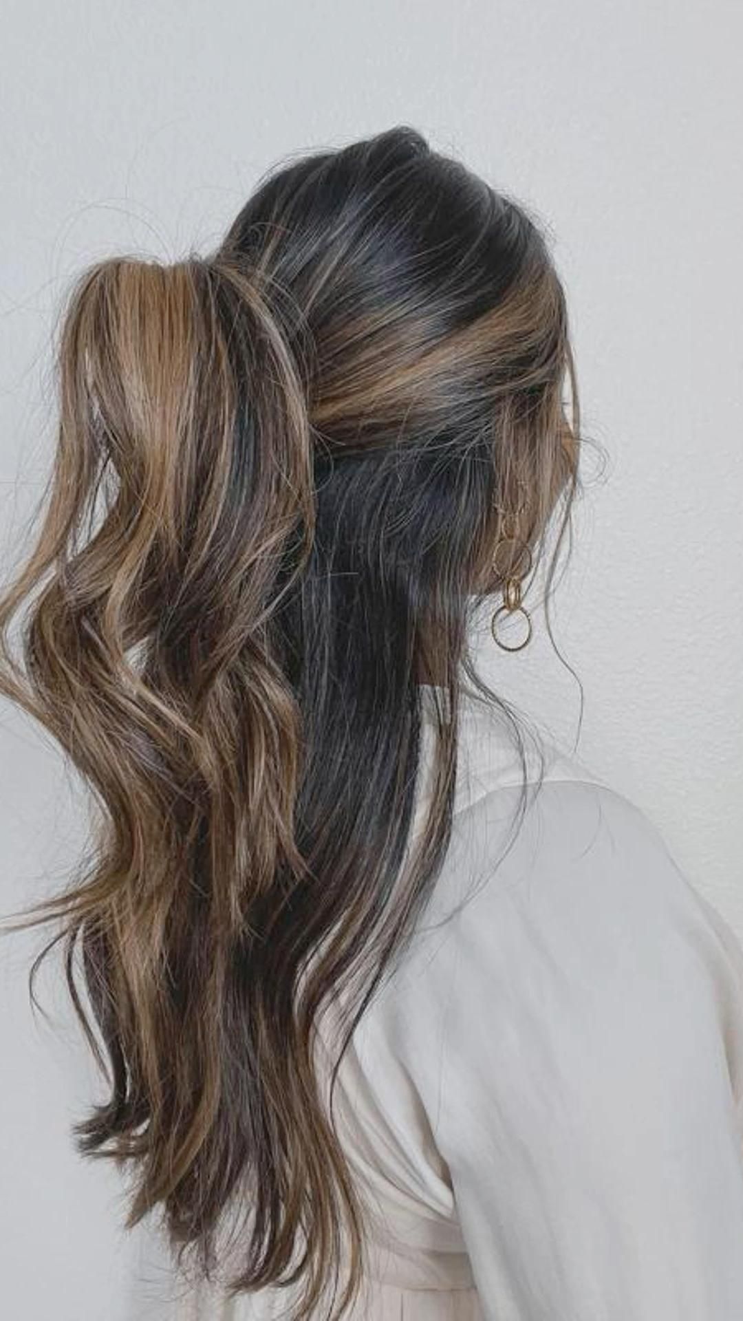 Medium Hairstyles Summer 2023: Top 15 Trending Ideas