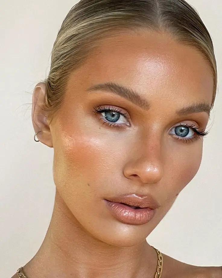 Light Coverage Makeup for Summer: Stay Fresh and Natural - 10 Ideas