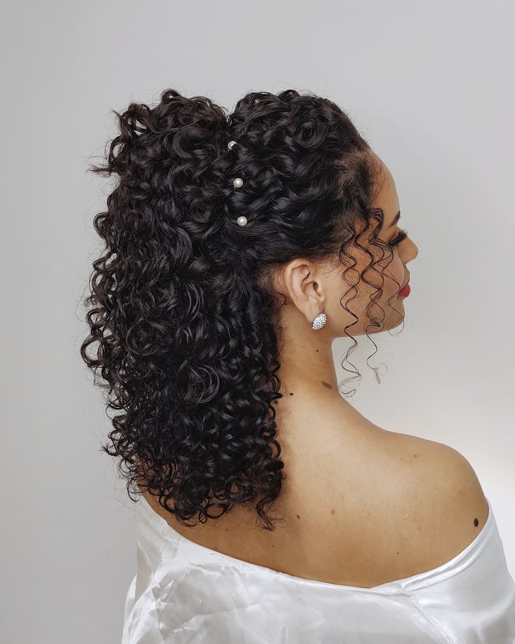 Curly Hairstyles 2024 Top Trends for Short, Medium, and Long Hair