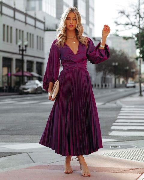 26 Midi Satin Dress Elegant and Sophisitcated Outfit Ideas