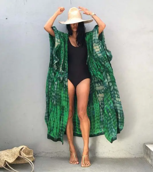 2023 Summer Beach Outfits for Women: Fashionable and Comfortable