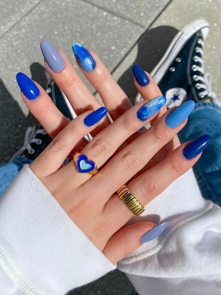Blue Summer Nails 2023