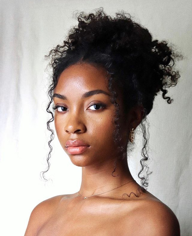 Short and Long Curly Hairstyles for Black Women: Cute Short Haircuts with Side Part