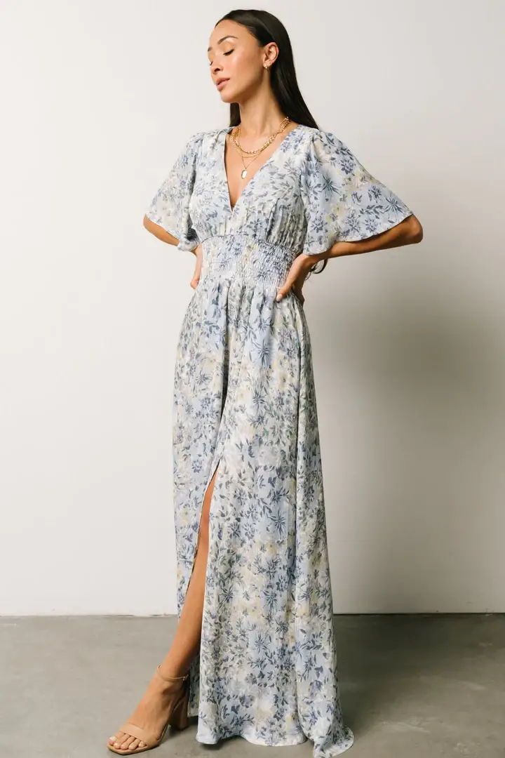 Casual Summer Dresses 2023: Chic & Comfy Styles for Women of All Sizes