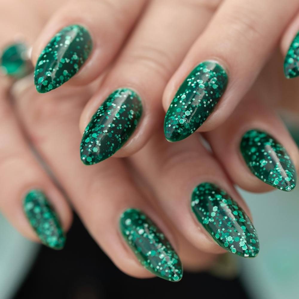 Green Fall Nail 2023 16 Ideas: Embrace Nature's Colors in Your Nail Art