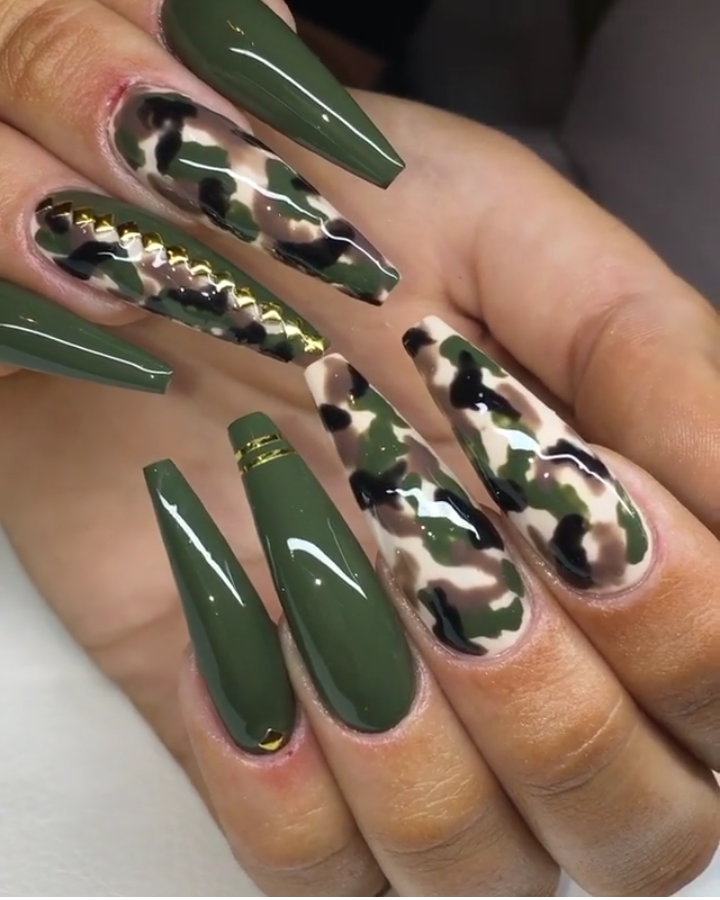 Cool and Calm: Mint Green Nail Designs for Dark Skin Enthusiasts