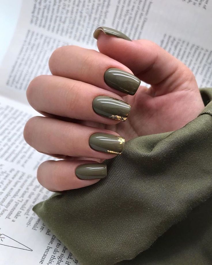 Green Fall Nail 2023 16 Ideas: Embrace Nature's Colors in Your Nail Art