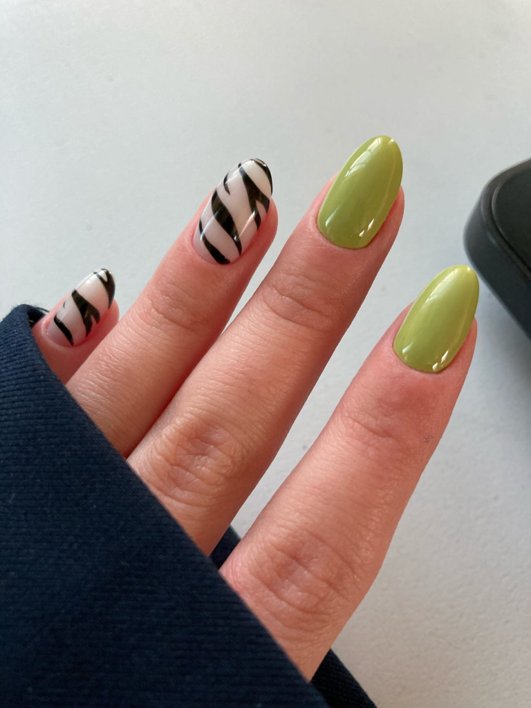 Round Nails Fall 2023 15 Ideas: Embracing the Season with Stylish Nail Trends