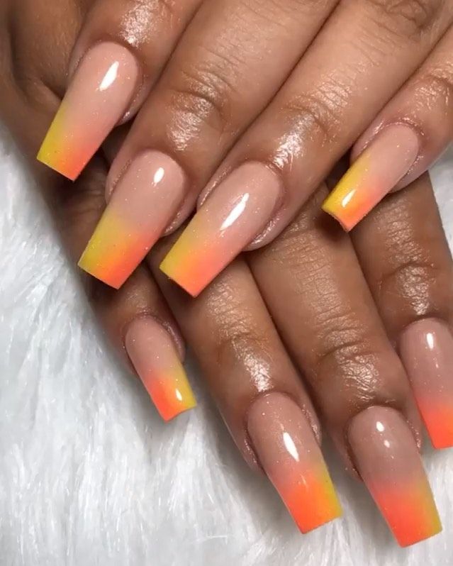 Nádherný Ombre Nail Designs: Detailní pohled pro jedince s tmavou pletí