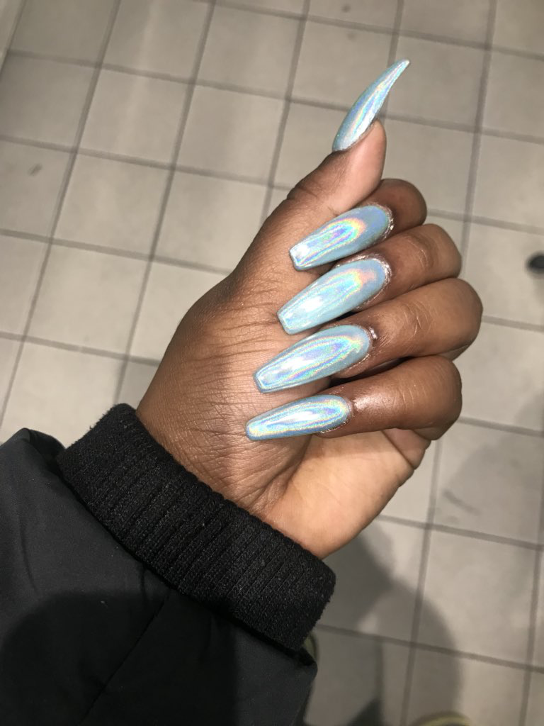 Gorgeous Ombre Nail Designs: A Detailed Look for Individuals with Dark Skin