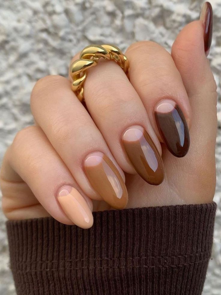 Autumn Inspiration: Cute and Simple Fall Nail Art Designs Featuring Leaves