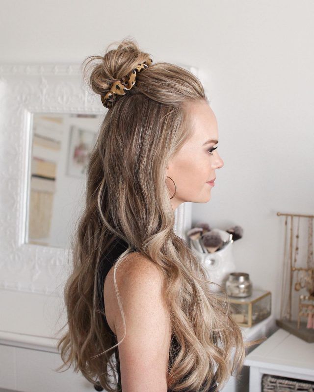 Easy Fall Hairstyles Half Up 2023 15 Ideas: Embrace the Season with Style