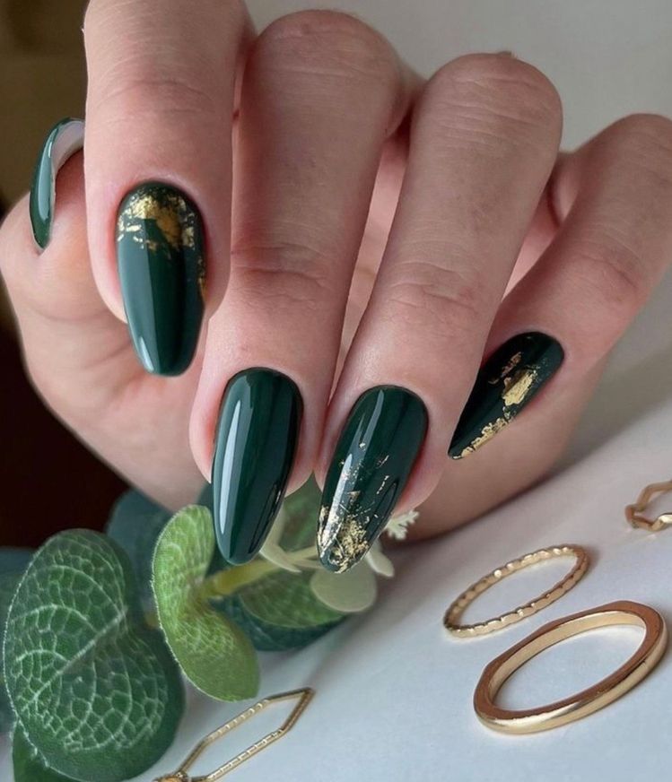 Green Fall Nail 2023 16 Ideas: Embrace Nature's Colors in Your Nail Art