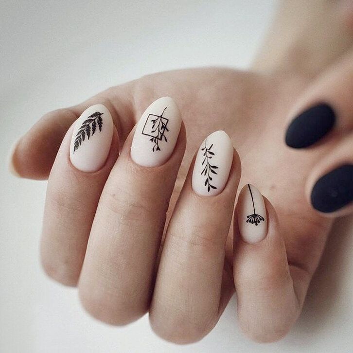 Medium Fall Nails 2023 16 Ideas: Embrace the Season with Style and Sophistication