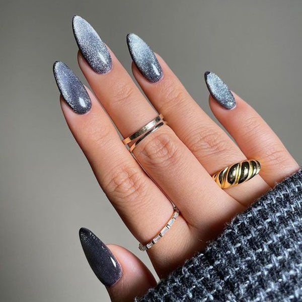 Unleashing Autumn Vibes: Discover Top Trending Fall Nail Designs and Colors for 2023