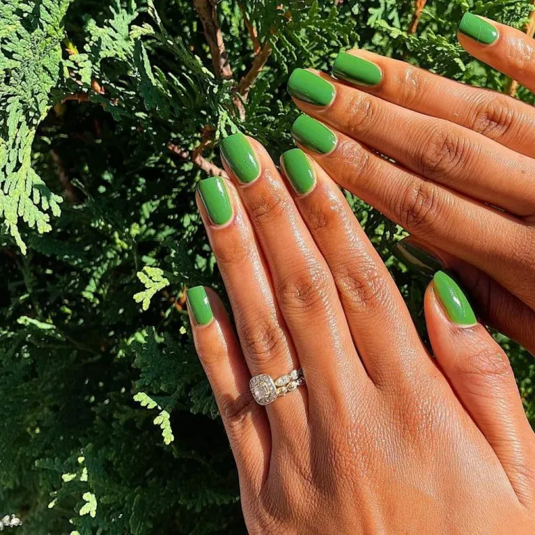 Cool and Calm: Mint Green Nail Designs for Dark Skin Enthusiasts