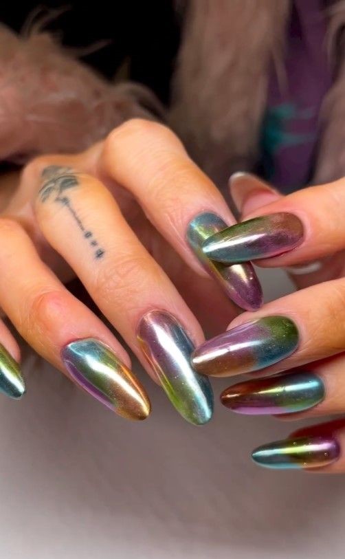 Podzimní Nails Chrome 2023 17 nápadů: Uvolněte svůj styl nehtů v této sezóně