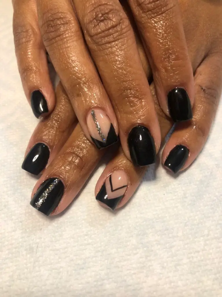 Black Nails Dark Skin 16 nápadů: Obejmi svou odvahu