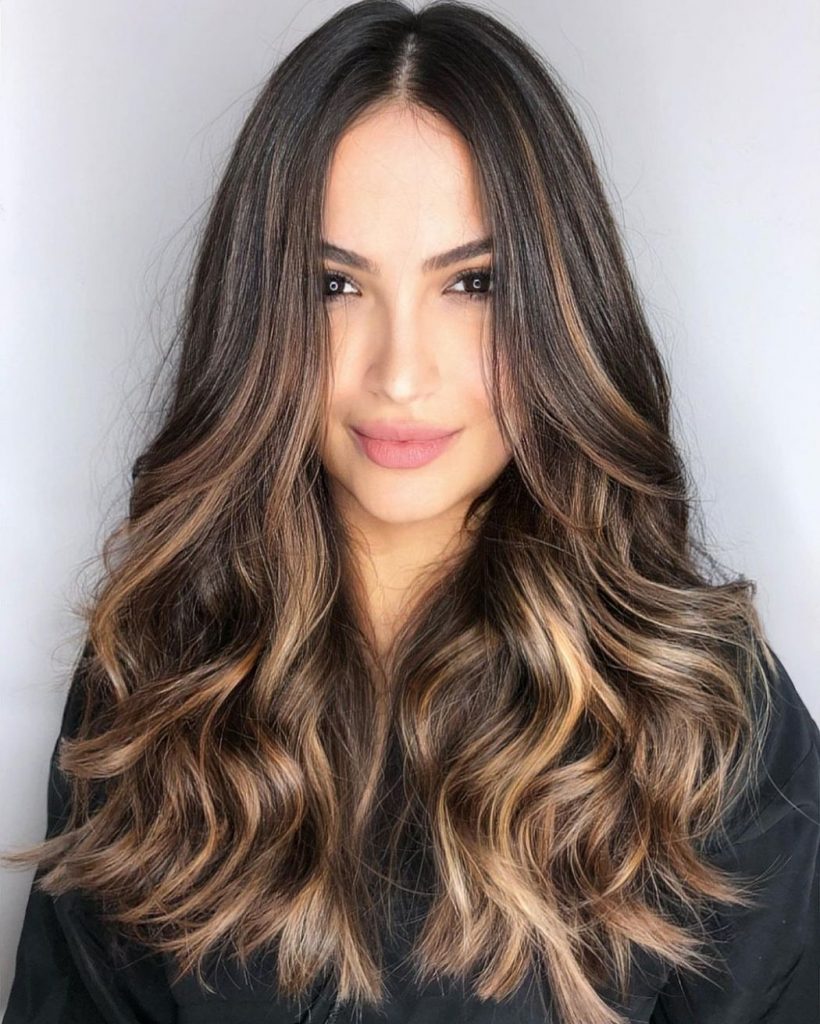 Lograr un Precioso Color de Cabello de Otoño: Cautivante Caramelo 18 Ideas