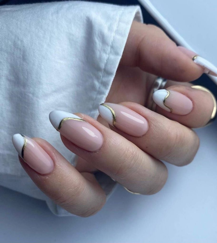 French Oval Nails Fall 22 Ideas: Embrace Elegance and Warmth