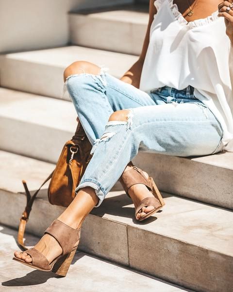 Fall Sandals Outfits 2023 20 Ideas: Embrace Comfort and Style!