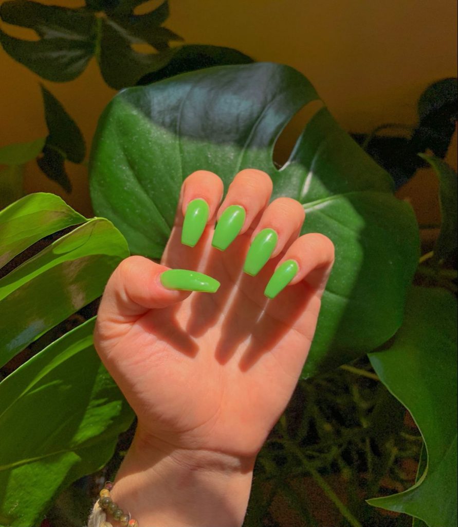 Lime Green Nails 18 Ideas: Embrace the Trendy and Vibrant Look!