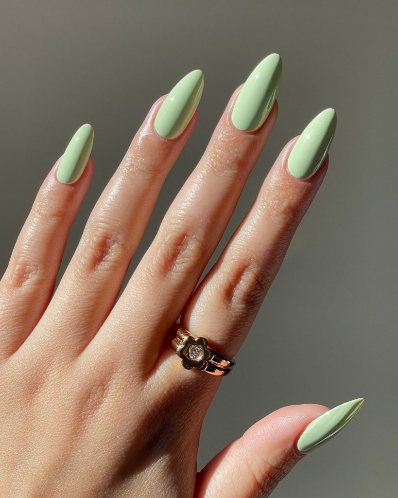 Pastel Green Nails 21 Ideas: Embrace the Subtle Elegance