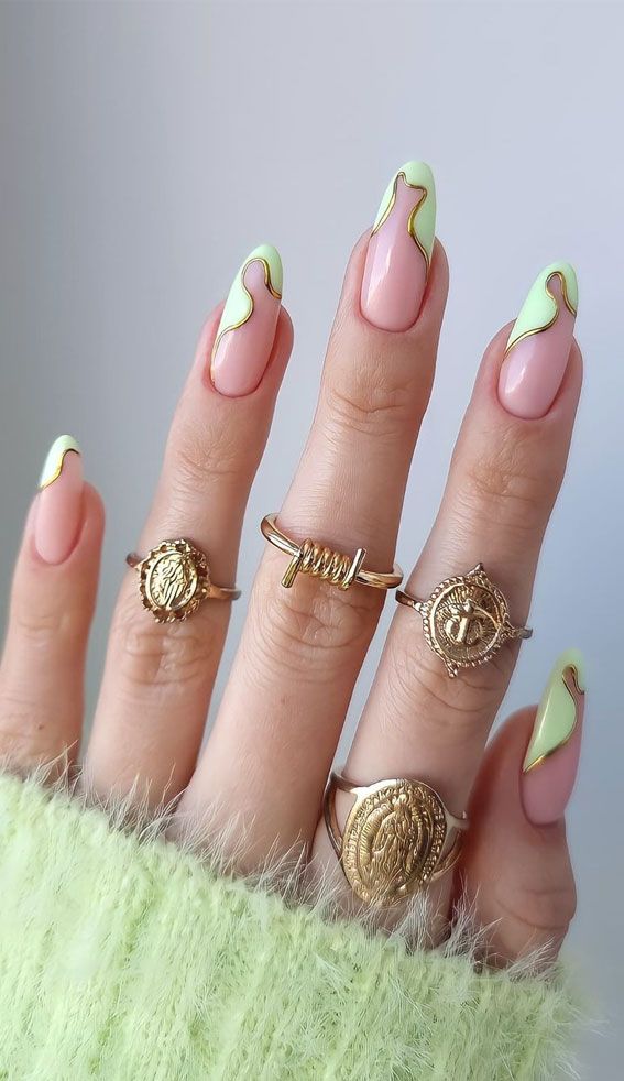 Nails Frances 24 nápadů: Zkoumání kreativních konceptů nail art