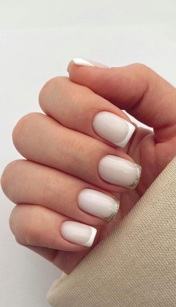 Nails Frances 24 nápadů: Zkoumání kreativních konceptů nail art