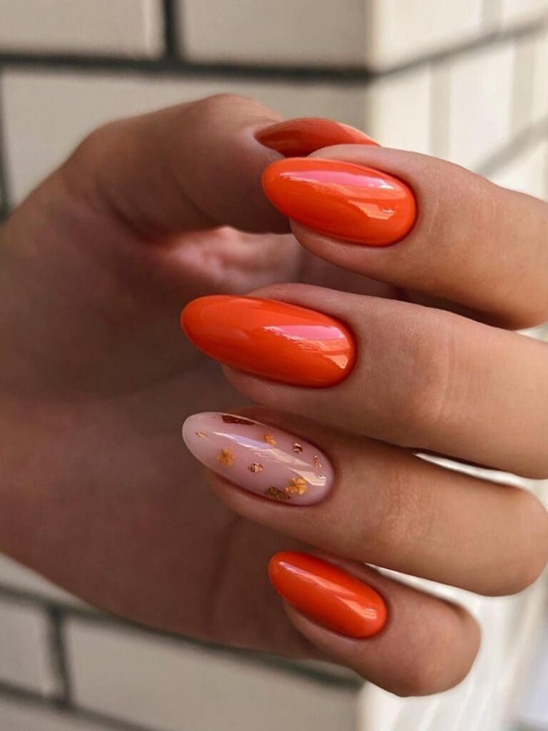 Orange Nails Acrylic 20 nápadů: Živé a trendy vzory nehtů