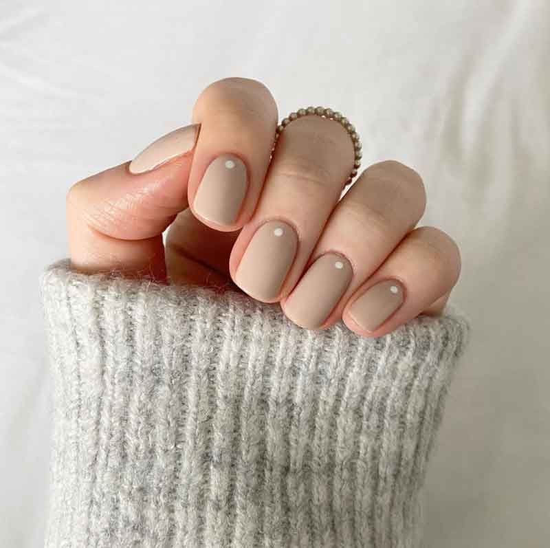 Minimalist Nail 18 Ideas: Embrace Simplicity and Elegance