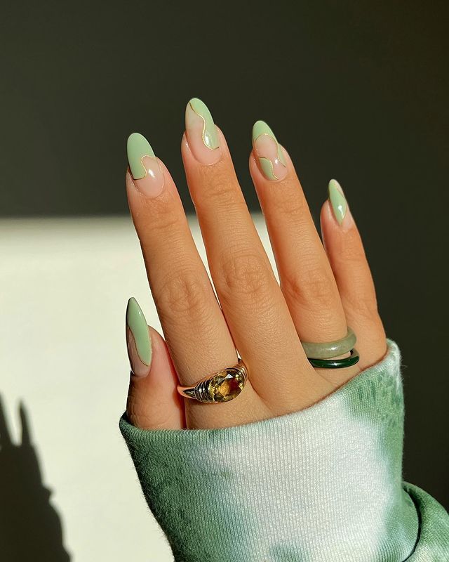 Pastel Green Nails 21 Ideas: Embrace the Subtle Elegance