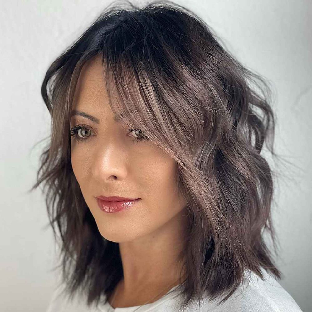 Hairstyles for Women Over 40 21 Ideas: Embrace Your Timeless Elegance