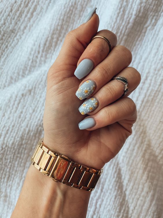 Medium Nails Acrylic 18 Ideas: Elevate Your Nail Game with These Stunning Designs