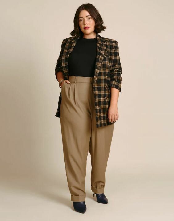 Plus Size Fall Outfit 18 Ideas: Embrace the Season with Confidence and Style