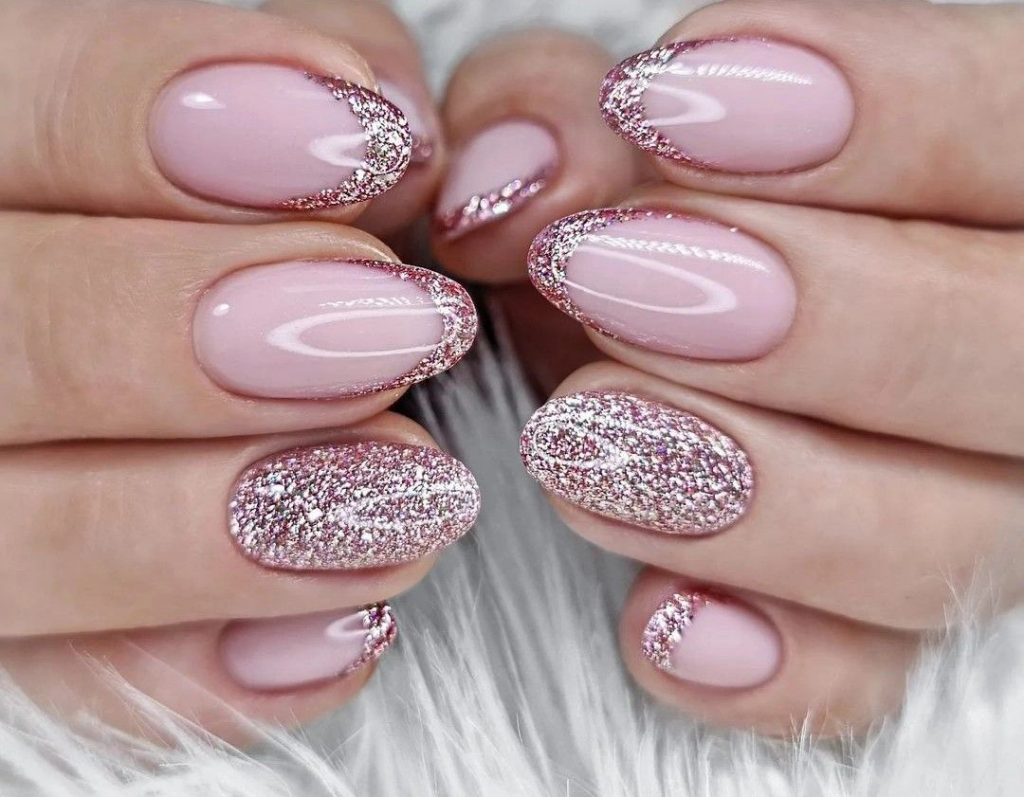 Short Nails Acrylic 16 Ideas: Embrace Elegance with Stylish and Chic Nail Designs