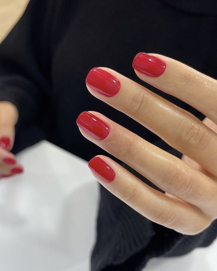 Short Gel Nails 20 Ideas: Embrace Elegance and Convenience