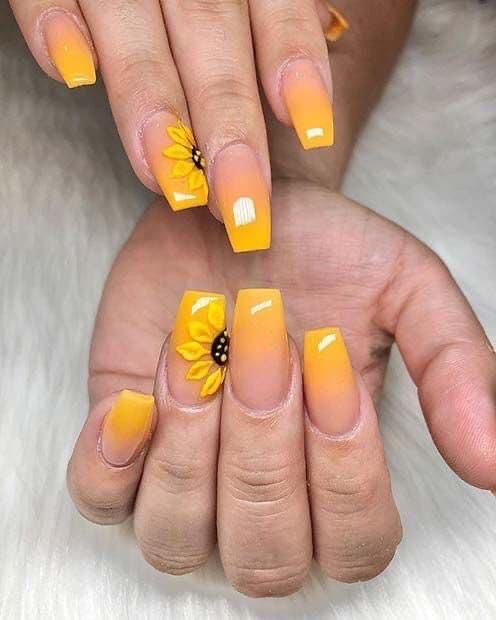 Flower Nail Art 16 Ideas: Blooming Trends for Creative Nail Enthusiasts