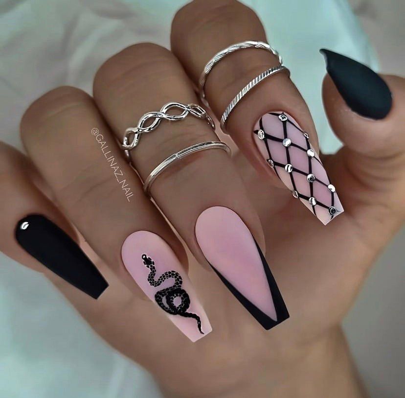 Black and Pink Nails 21 Ideas: Adding a Splash of Chic Contrast to Your Style