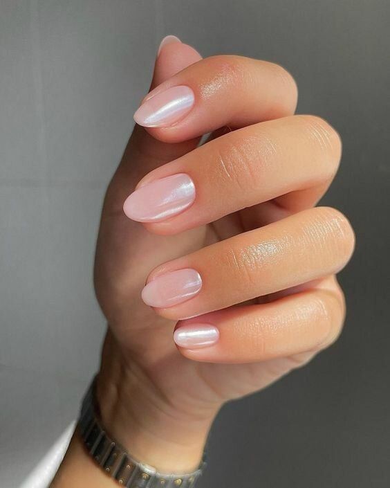 Round Nails 16 Ideas: Embrace the Beauty of Circular Nail Designs