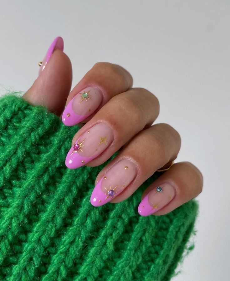 French Tip Nails 18 nápadů: Pozvedněte svou hru na nehty pomocí těchto stylových návrhů