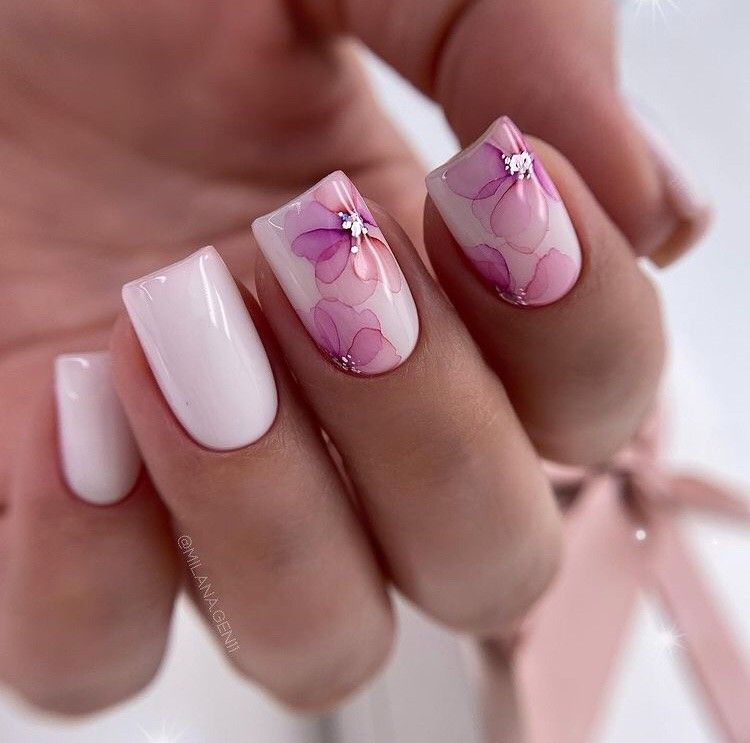 Light Pink Nails 18 Ideas: Embrace Elegance and Playfulness