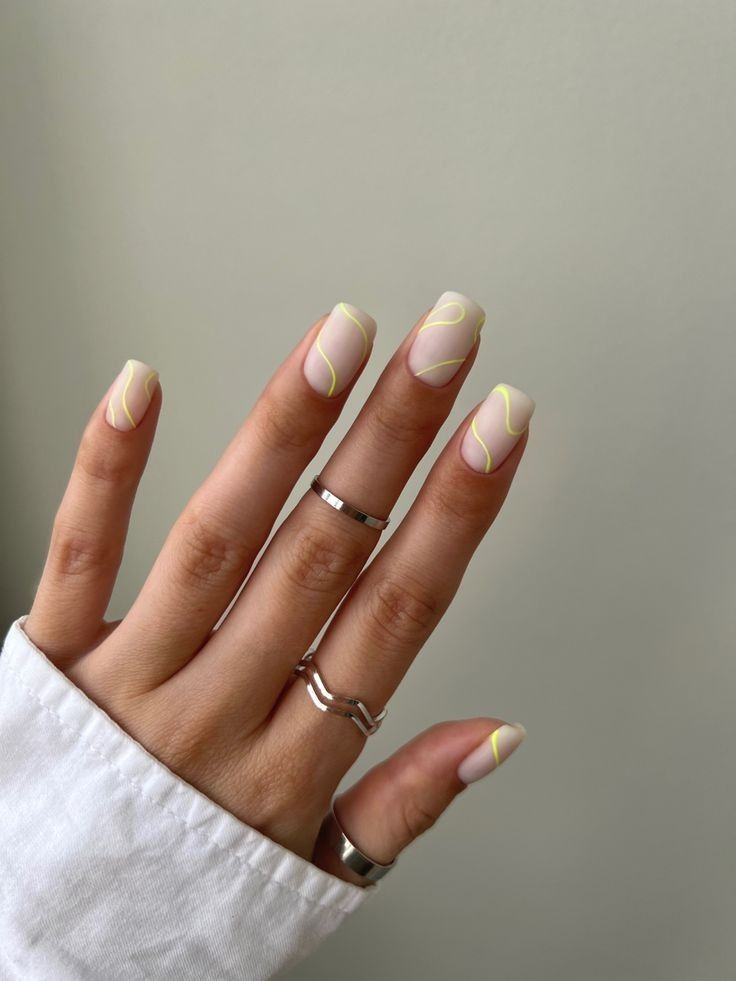 Minimalist Nail 18 Ideas: Embrace Simplicity and Elegance