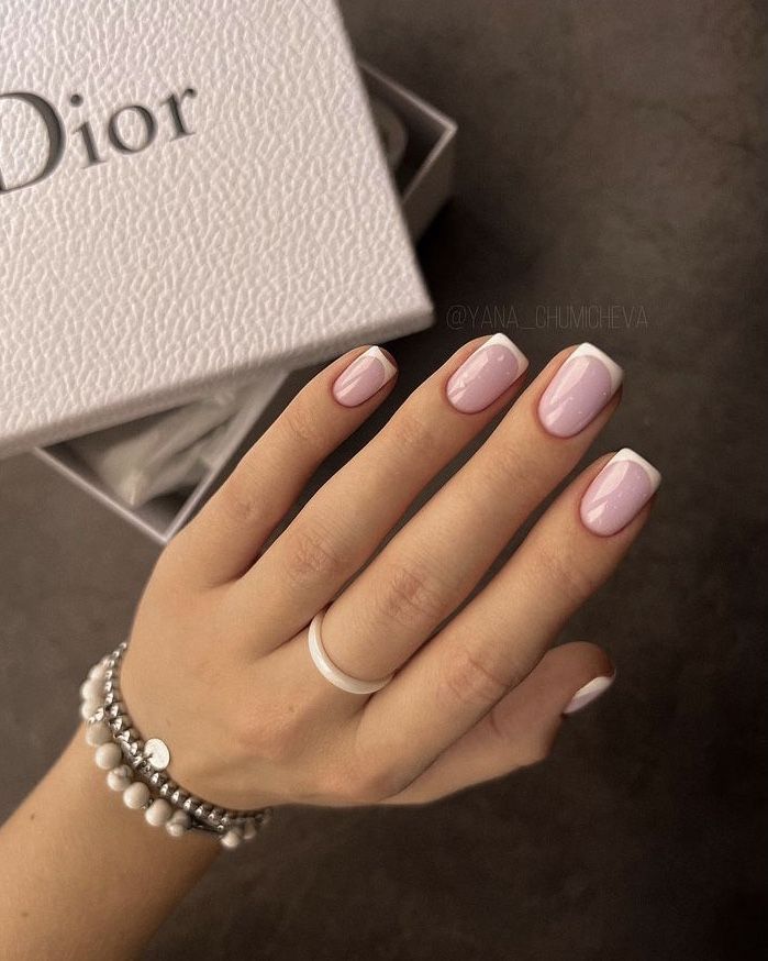 Short Nails Acrylic 16 Ideas: Embrace Elegance with Stylish and Chic Nail Designs