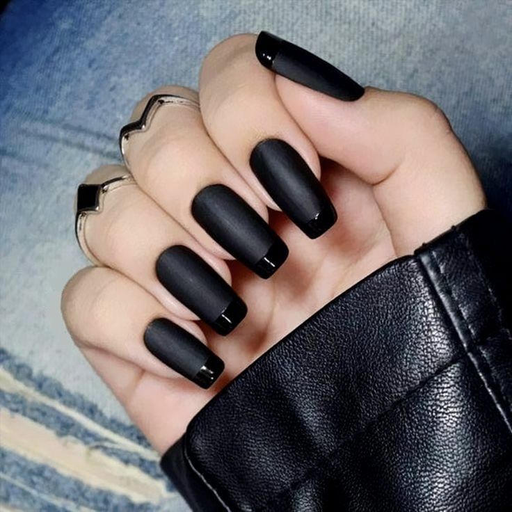 Nails Frances 24 nápadů: Zkoumání kreativních konceptů nail art