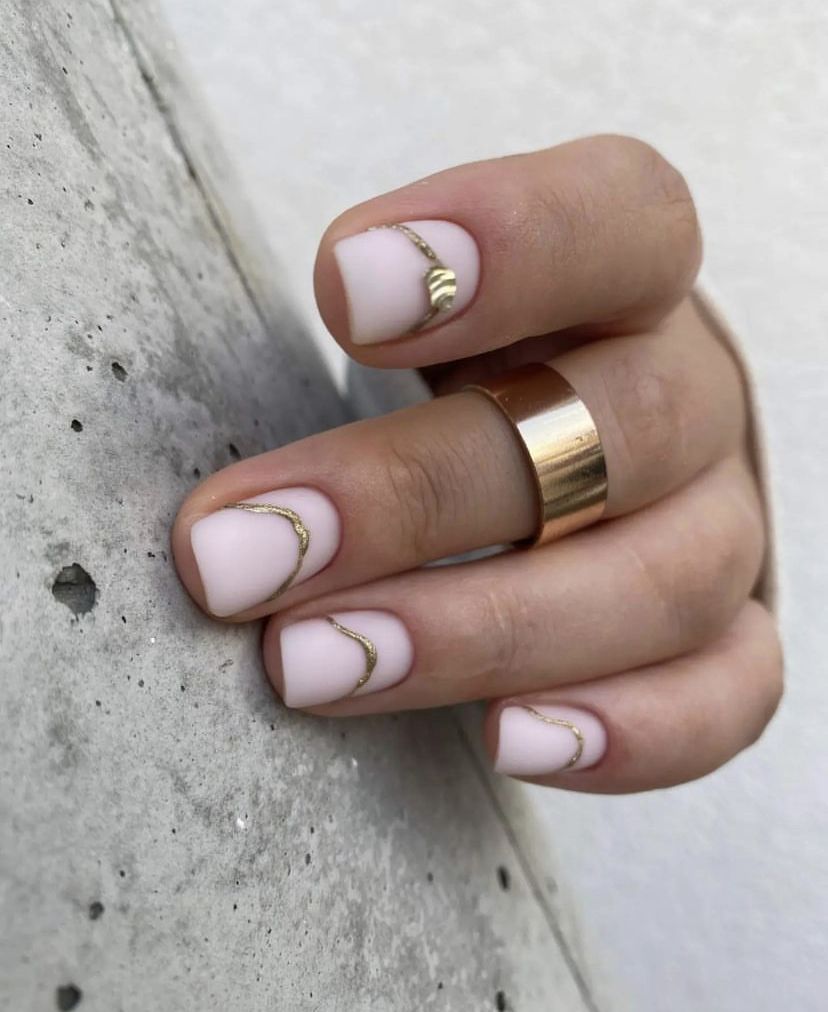 Minimalist Nail 18 Ideas: Embrace Simplicity and Elegance